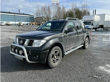 Pick-up — Nissan Navara with hood, Summer and winter tires